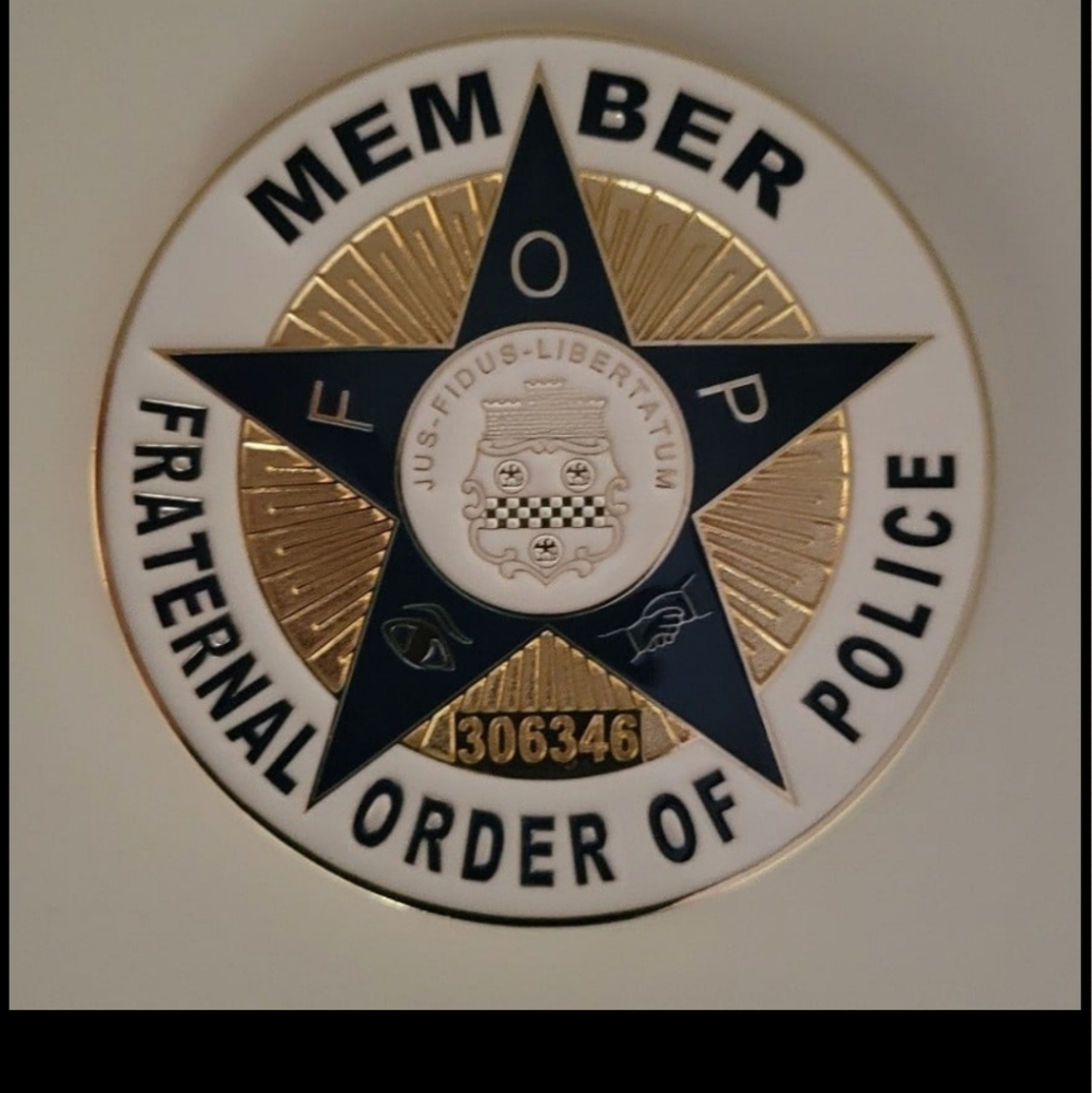 Fraternal Order of Police Member Badge - Black and Gold